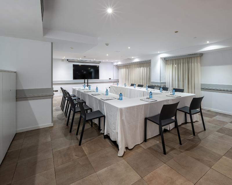 Hotel Luze Castellana image
