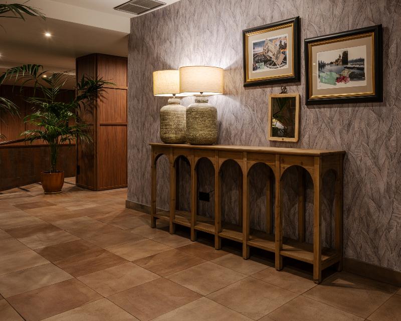 Hotel Luze Castellana image