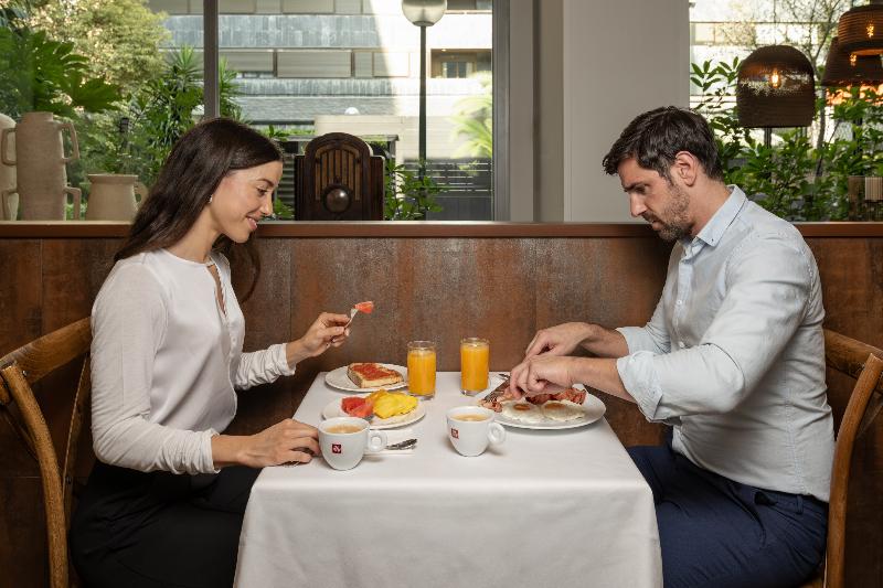 Hotel Luze Castellana image