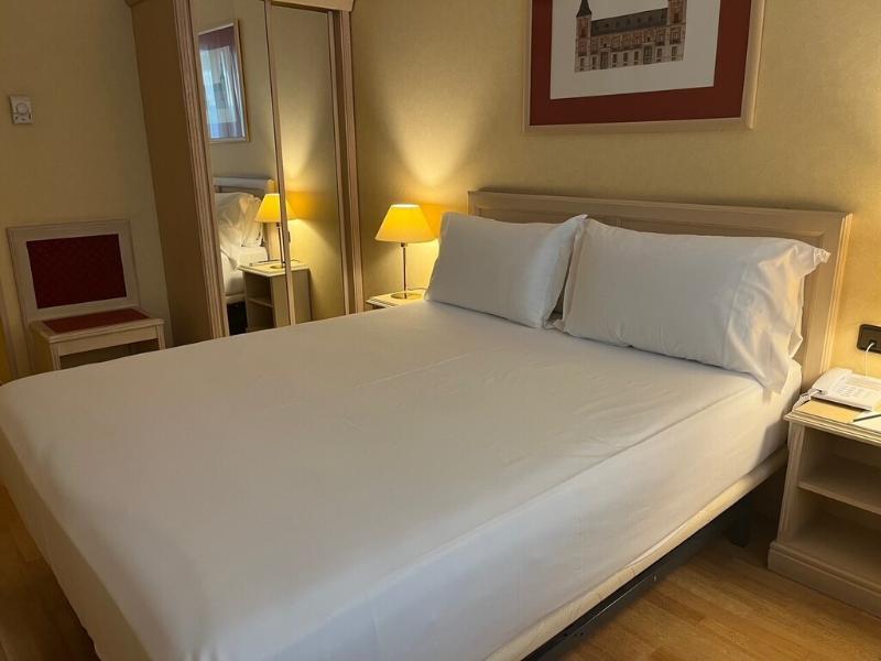 Hotel Luze Castellana image