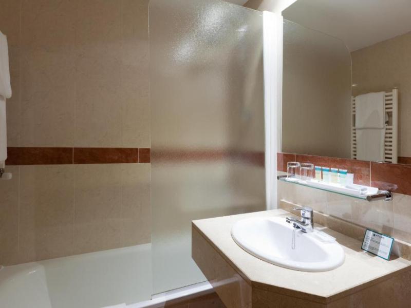 Hotel Luze Castellana image