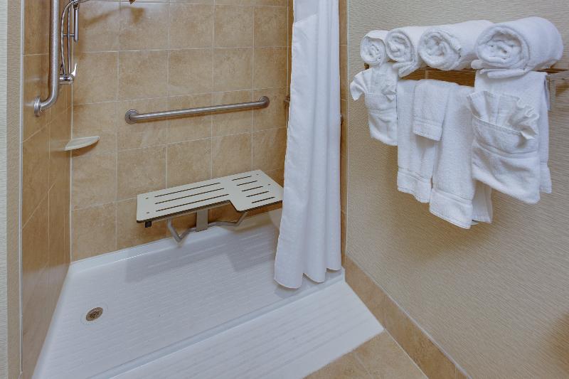 Holiday Inn Express & Suites Laurel By IHG photo 23