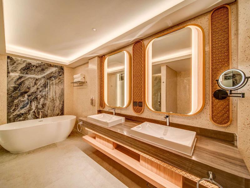 Movenpick Resort & Spa Bintan Lagoon image