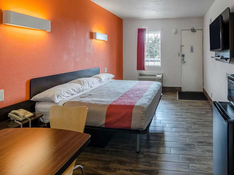 Motel 6 Staunton, Va GA image