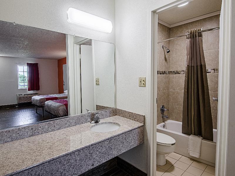Motel 6 Staunton, Va GA image