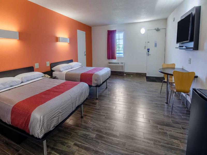Motel 6 Staunton, Va GA image