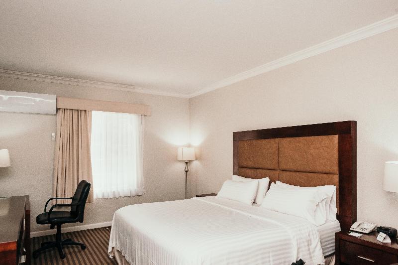 Holiday Inn Express Durango photo 22