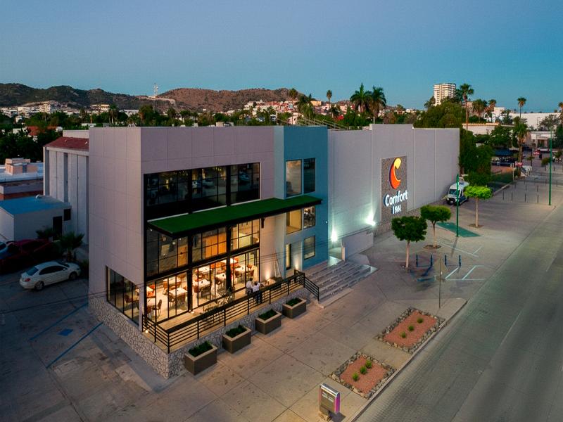 Comfort Inn Hermosillo Pitic image