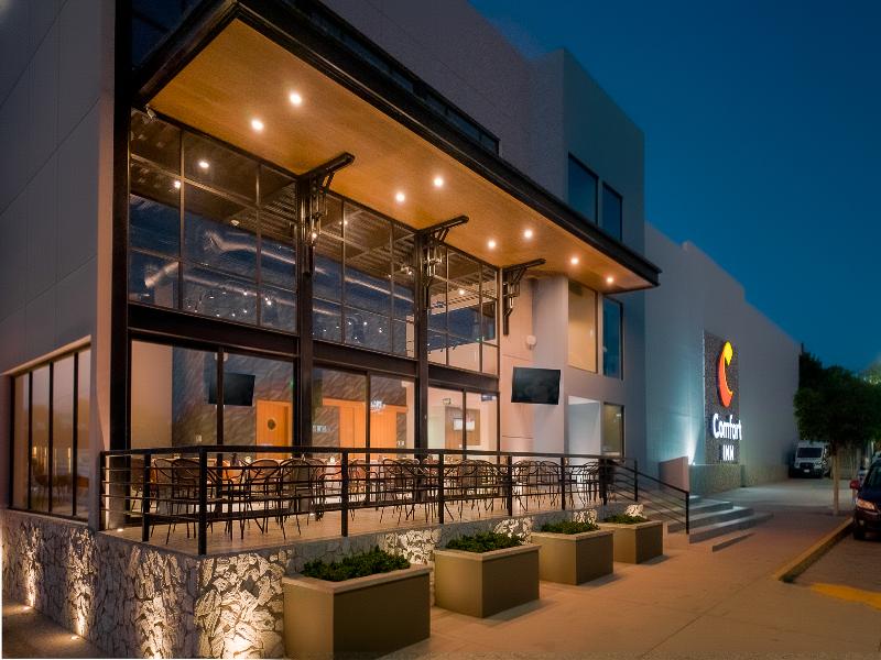 Comfort Inn Hermosillo Pitic image