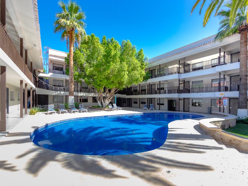 Comfort Inn Hermosillo Pitic image
