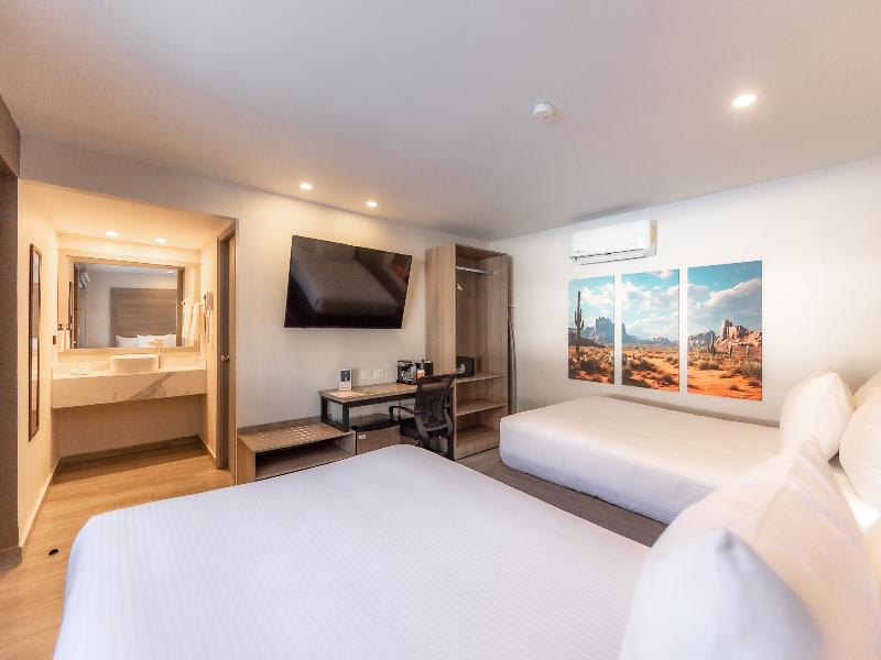 Comfort Inn Hermosillo Pitic image