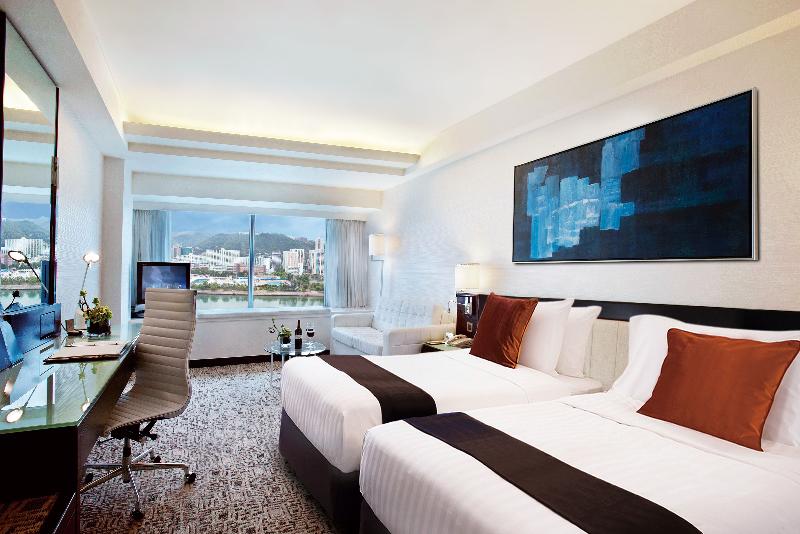 Regal Riverside image