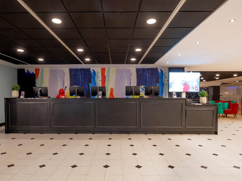 Thon Hotel Brussels City Centre — view