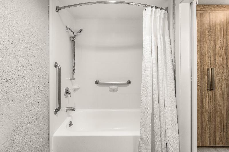Holiday Inn Express Lake Buena Vista