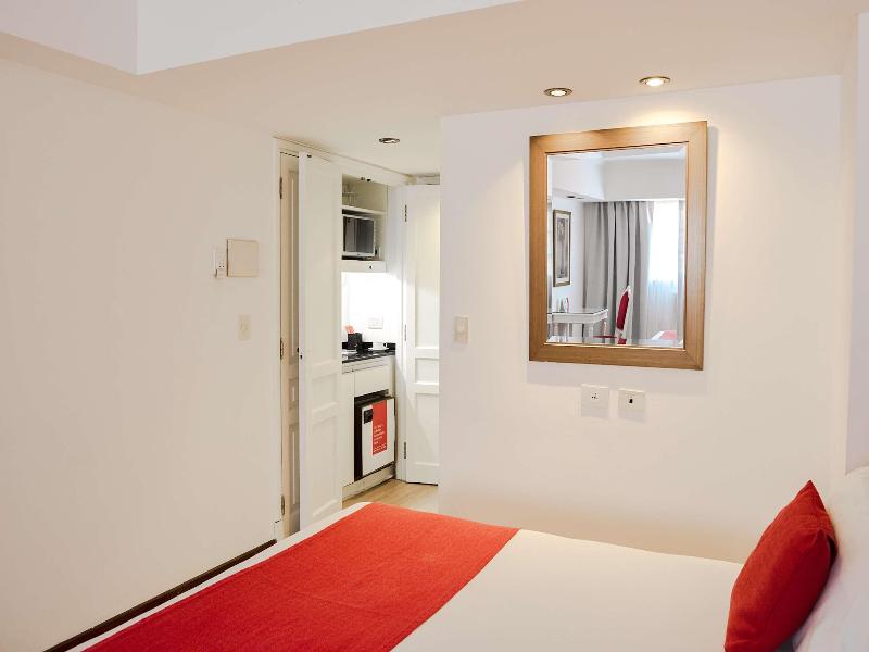 Ramada by Wyndham Buenos Aires Centro image