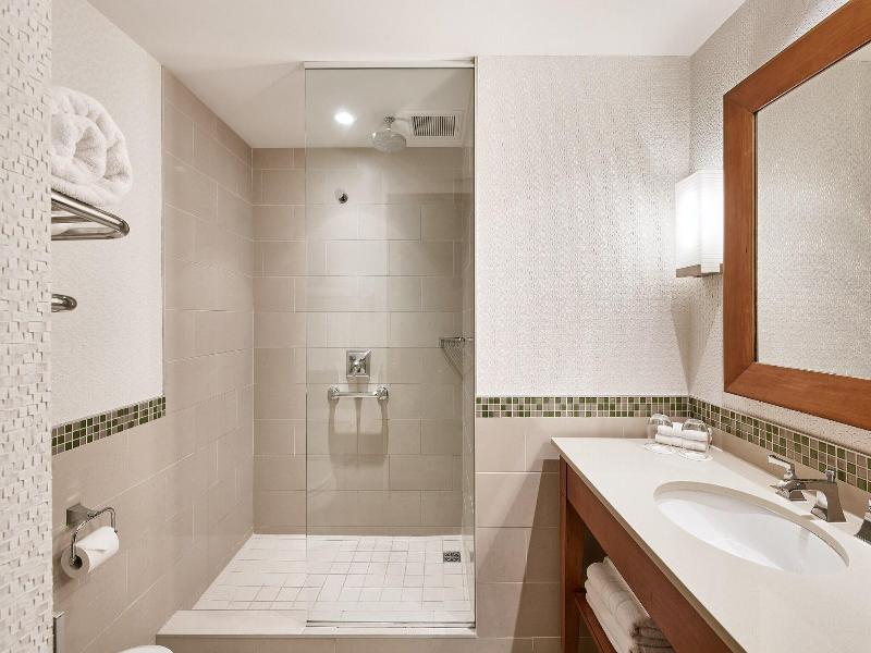 Stay in style at Westin Bayshore Vancouver