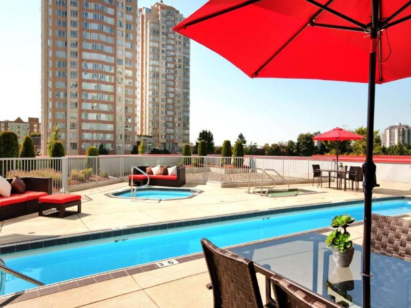 Hilton Vancouver Metrotown image