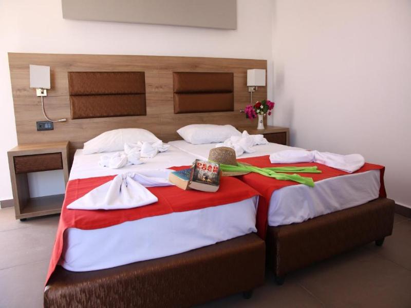 Porto Plazza Hotel image
