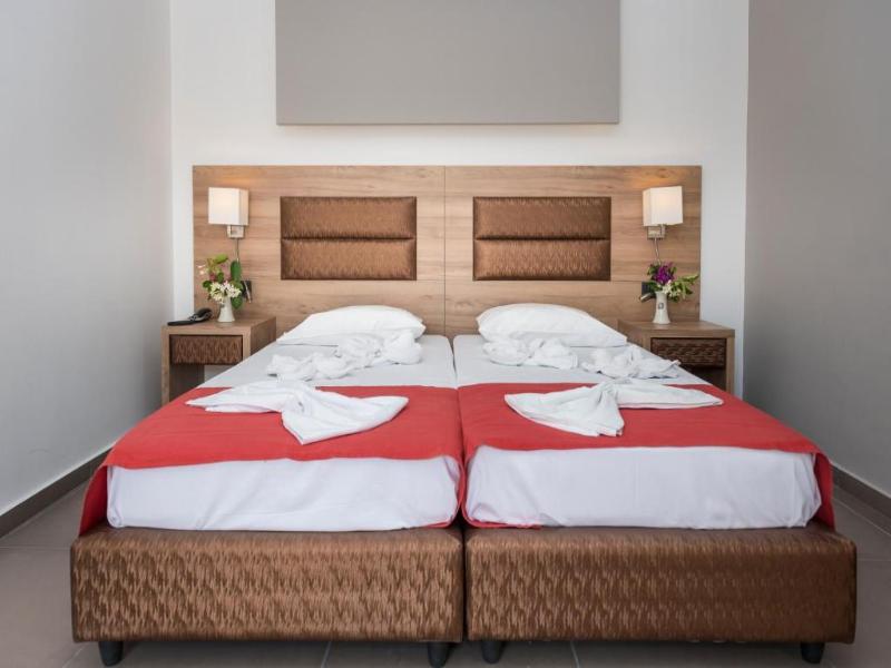 Porto Plazza Hotel image