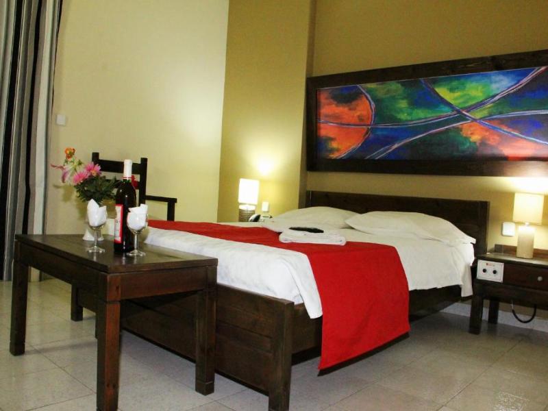 Porto Plazza Hotel image