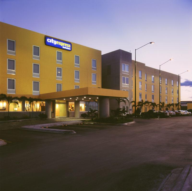 Fotos Hotel City Express Nuevo Laredo
