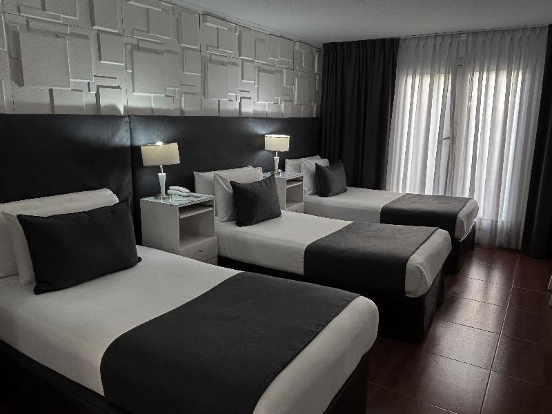 Ker Recoleta Hotel image