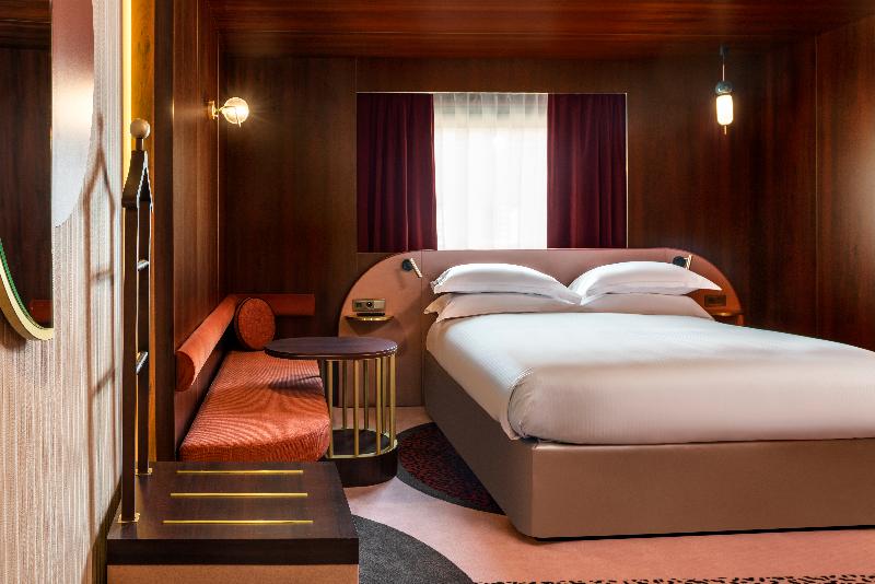 Nest Hotel Paris la Defense - MGallery Collection image