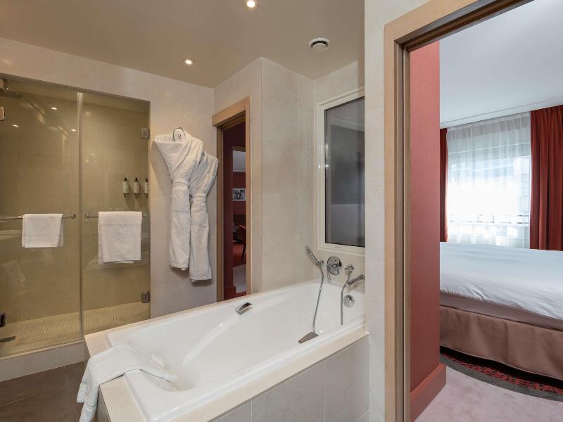 Nest Hotel Paris la Defense - MGallery Collection image