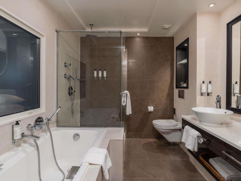 Nest Hotel Paris la Défense - MGallery Collection image