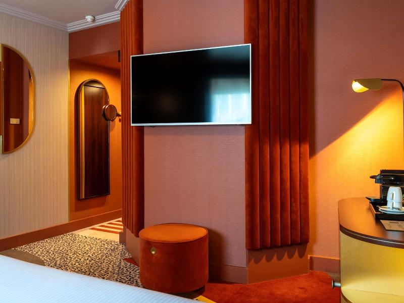 Nest Hotel Paris la Défense - MGallery Collection image