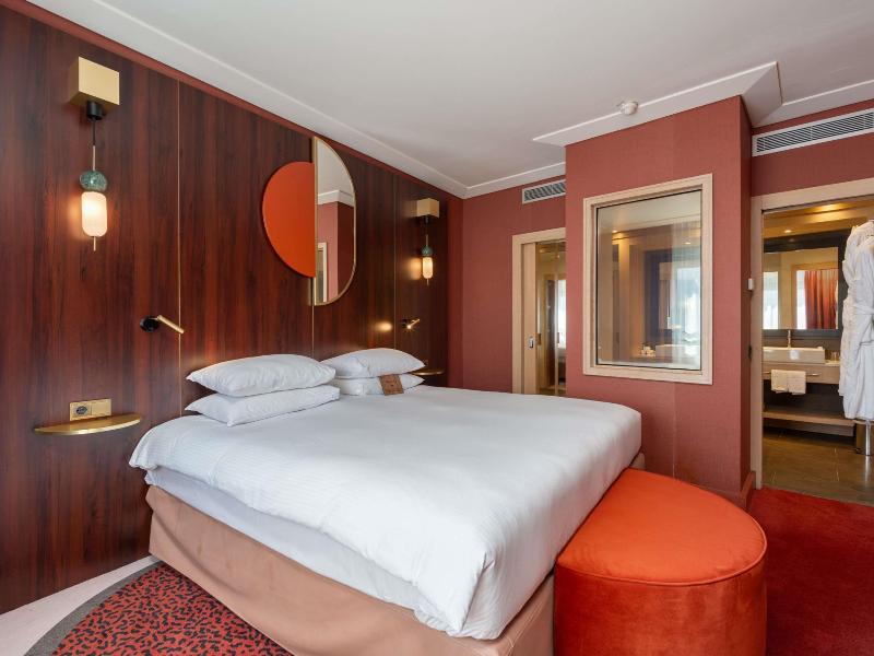 Nest Hotel Paris la Defense - MGallery Collection image