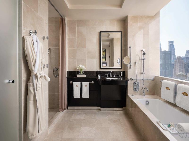 Mandarin Oriental New York image