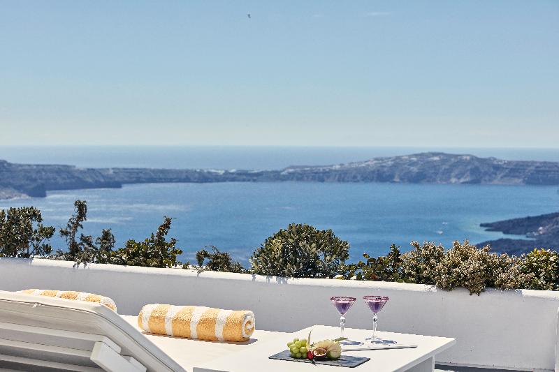 Katikies Chromata Santorini - The Leading Hotels