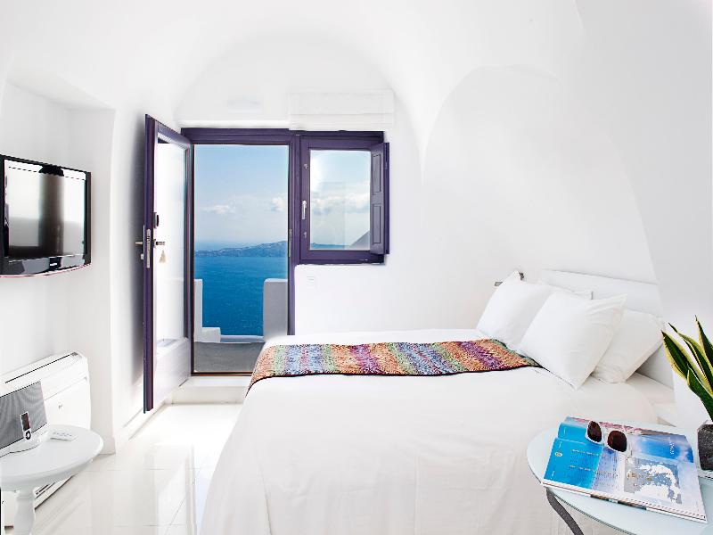 Katikies Chromata Santorini - The Leading Hotels