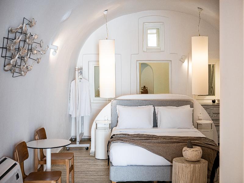 On The Rocks - Small Luxury Hotels of the World image