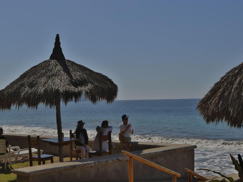Villas El Rancho Green Resort  image