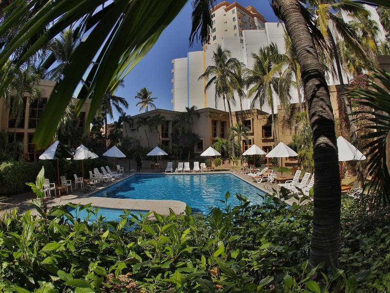 Villas El Rancho Green Resort  image