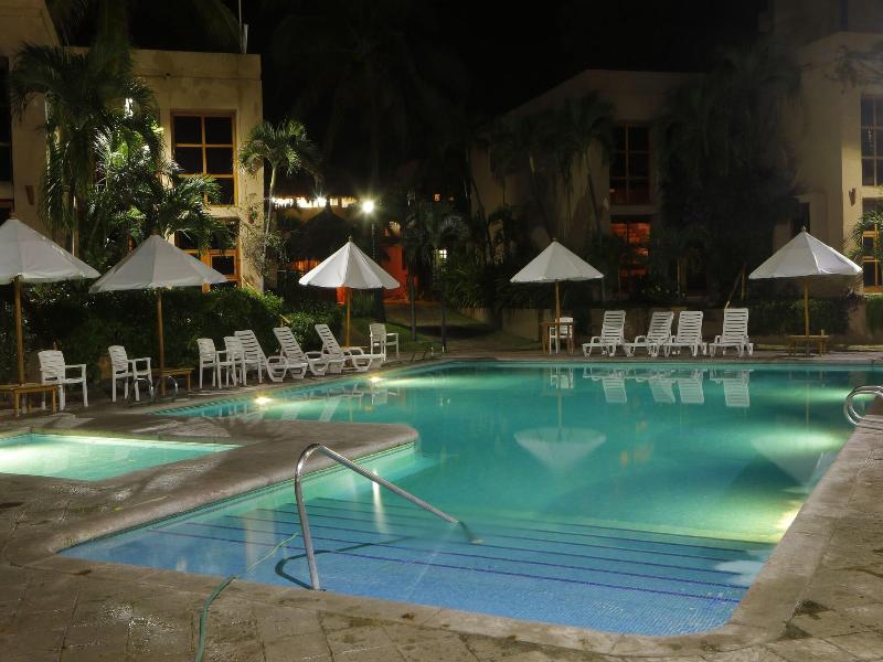 Villas El Rancho Green Resort  image
