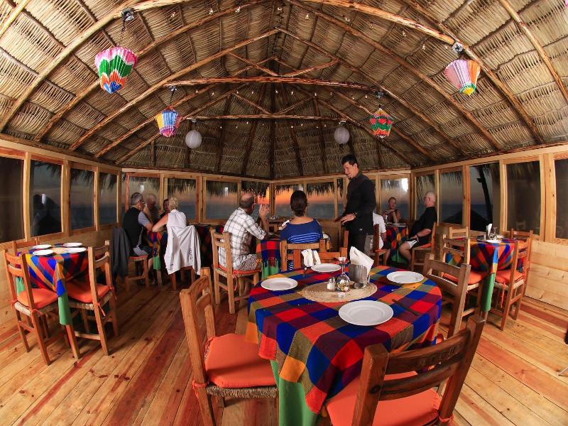 Villas El Rancho Green Resort  image