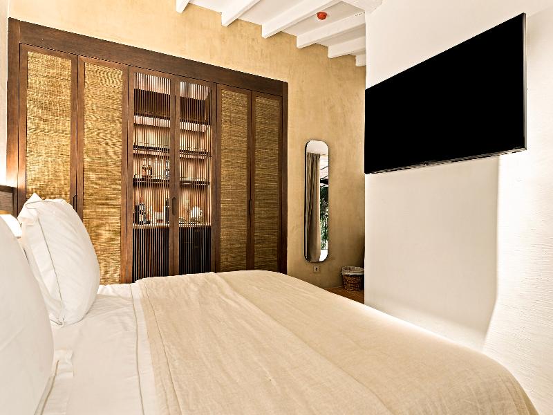 Rotana La Reserva  image
