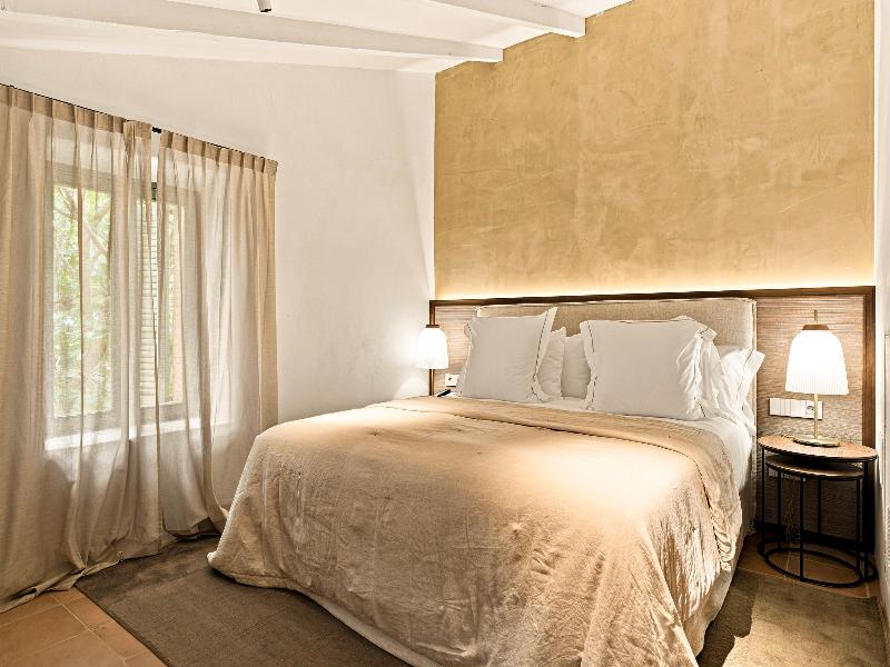 Rotana La Reserva  image