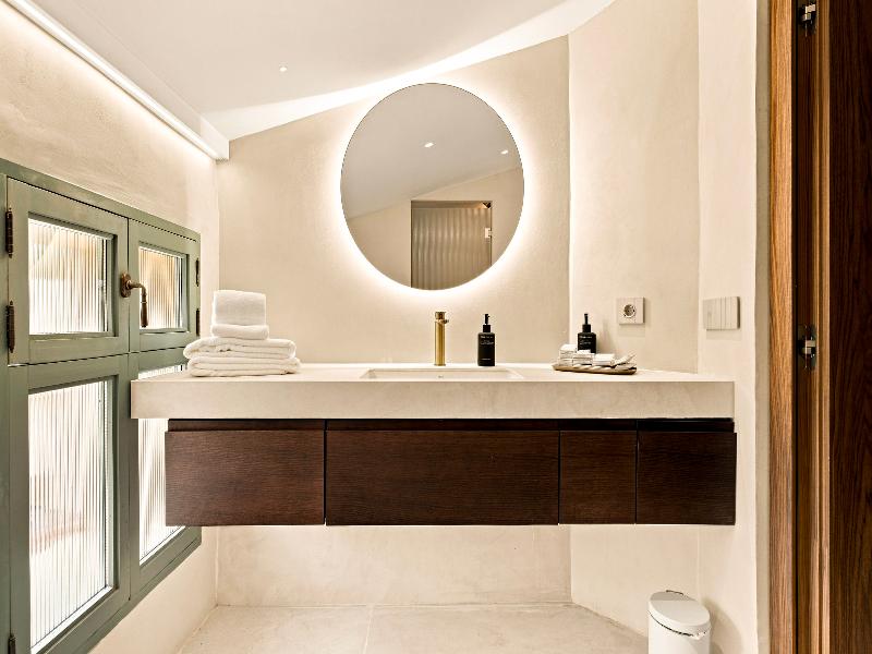 Rotana La Reserva  image