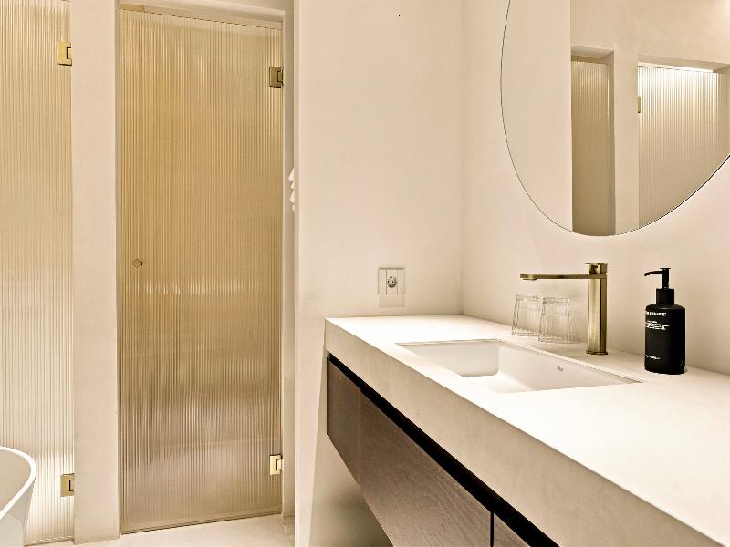 Rotana La Reserva  image