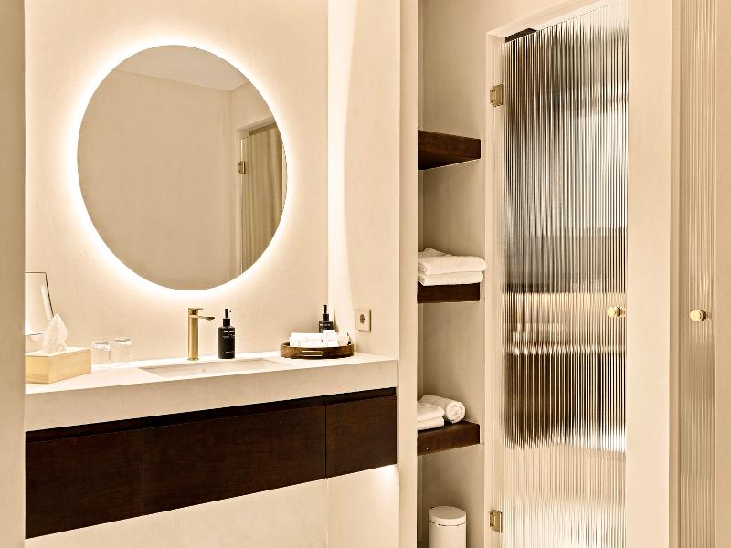 Rotana La Reserva  image