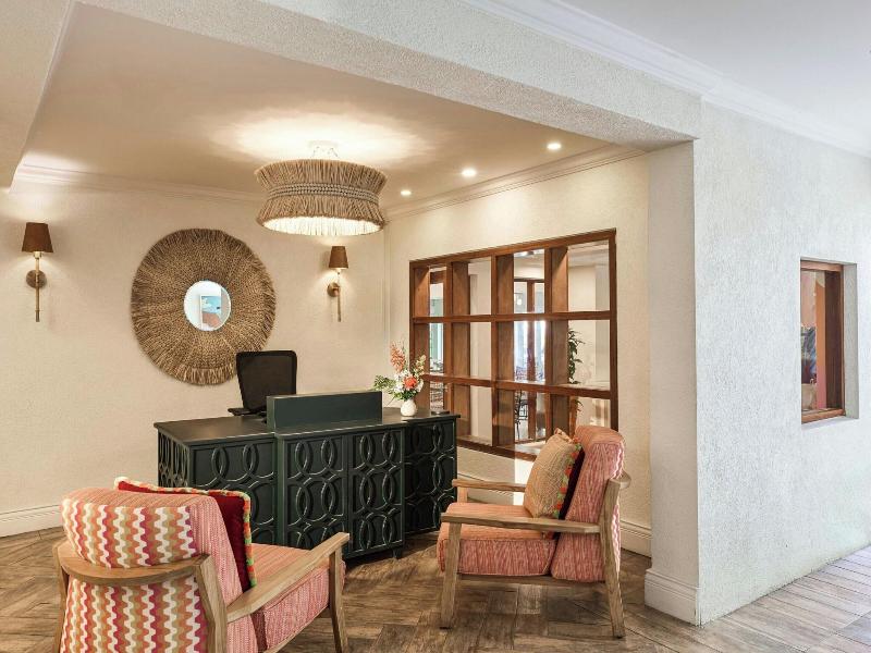 Treasure Beach Hotel image