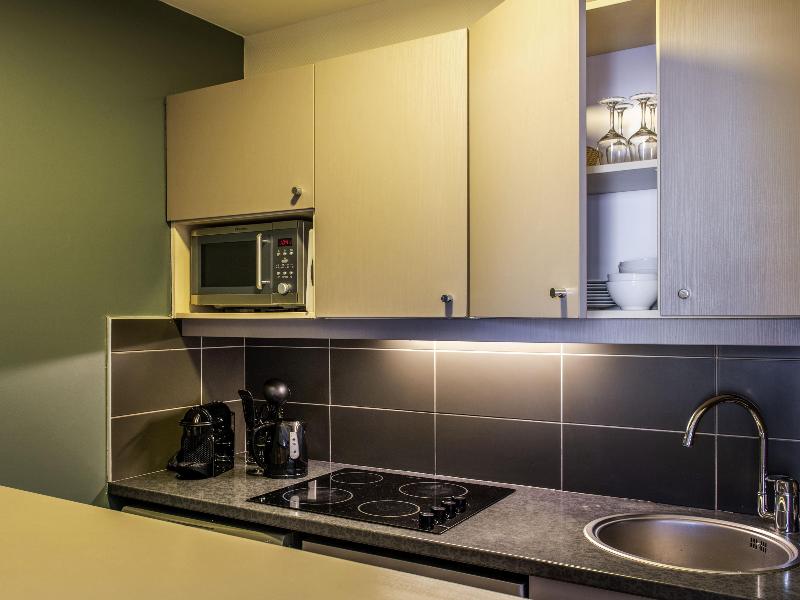 Adagio Aparthotel Paris Buttes Chaumont image