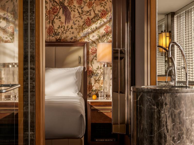 Mandarin Oriental Hong Kong image