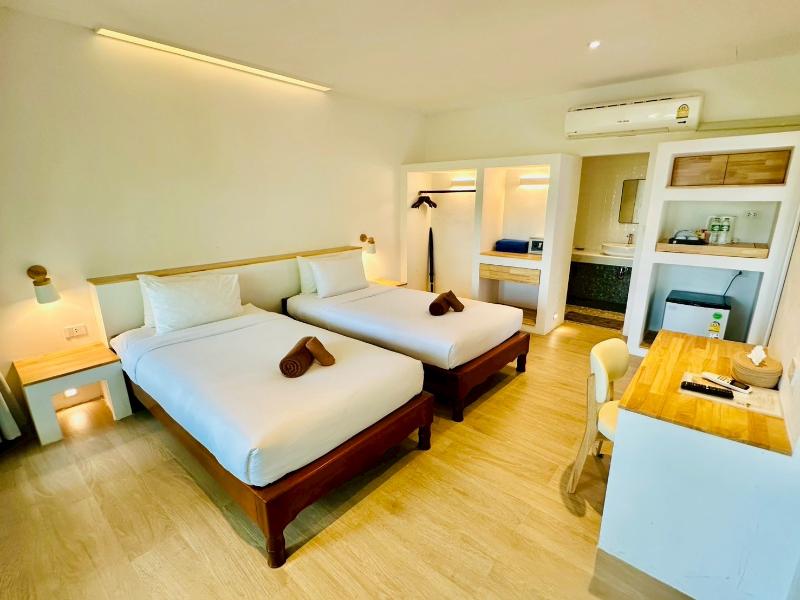 Twin Bay Resort image