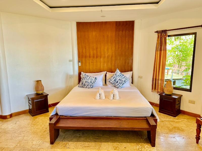 Twin Bay Resort image