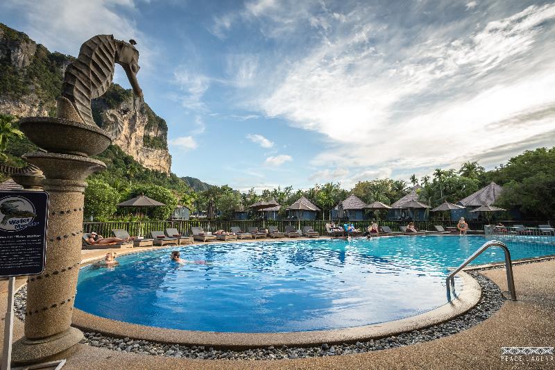 Peace Laguna Resort and Spa